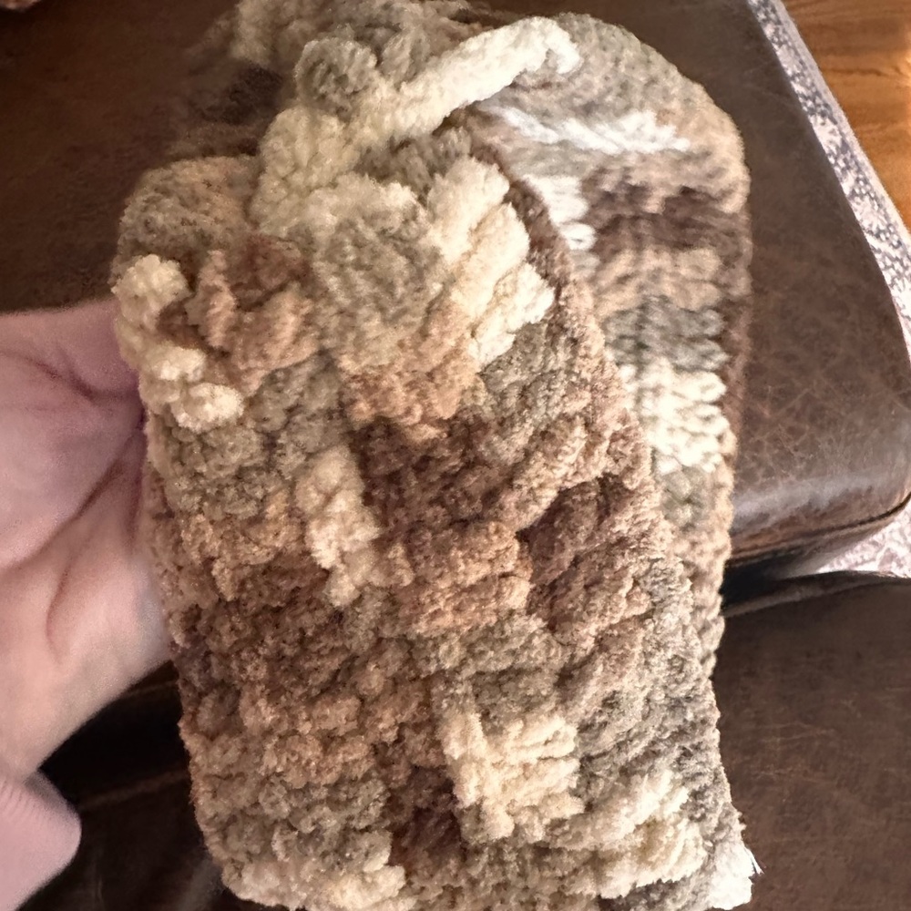 Hand crafted neutral Multicolor crochet Headband ear warmer - Picture 5 of 10